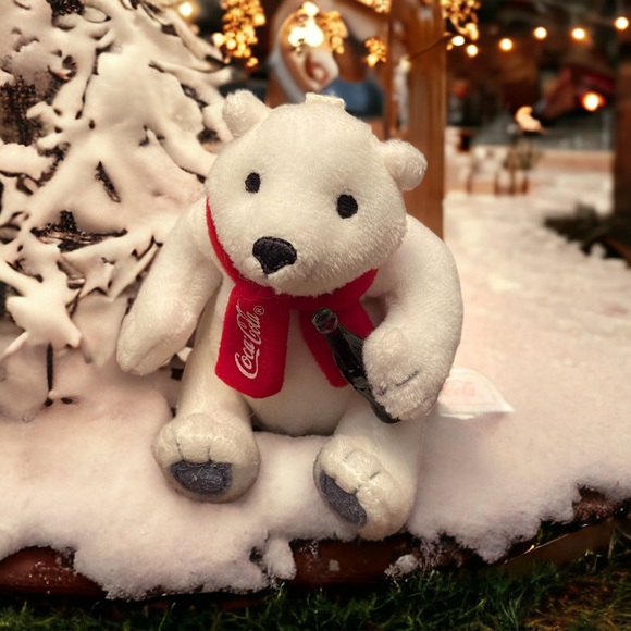 Coca Cola polar bears mini plush with red scarf and Coke bottle. New cond… - Picture 4 of 5